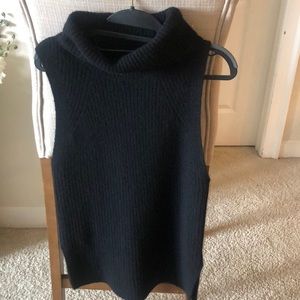 360CASHMERE Sleeveless Turtleneck
